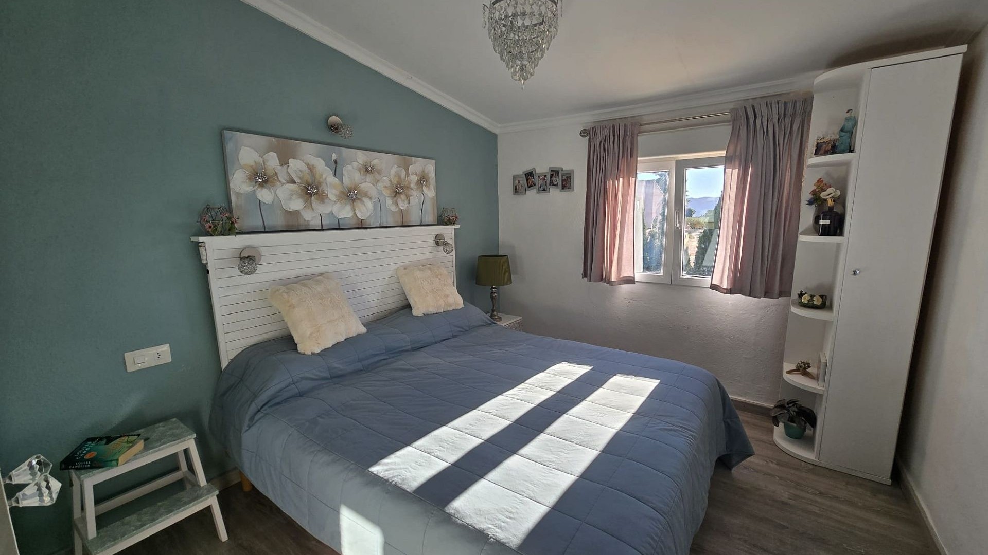 Sale - Detached Villa -
Castalla