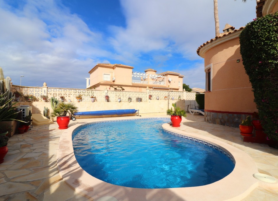Sale - Detached Villa -
Ciudad Quesada - Rojales - Atalayas