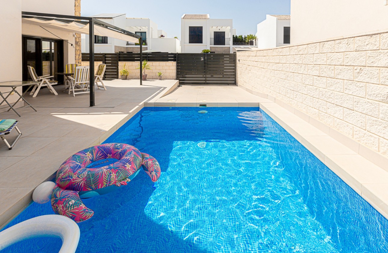 Sale - Detached Villa -
Ciudad Quesada - Rojales - Doña Pepa