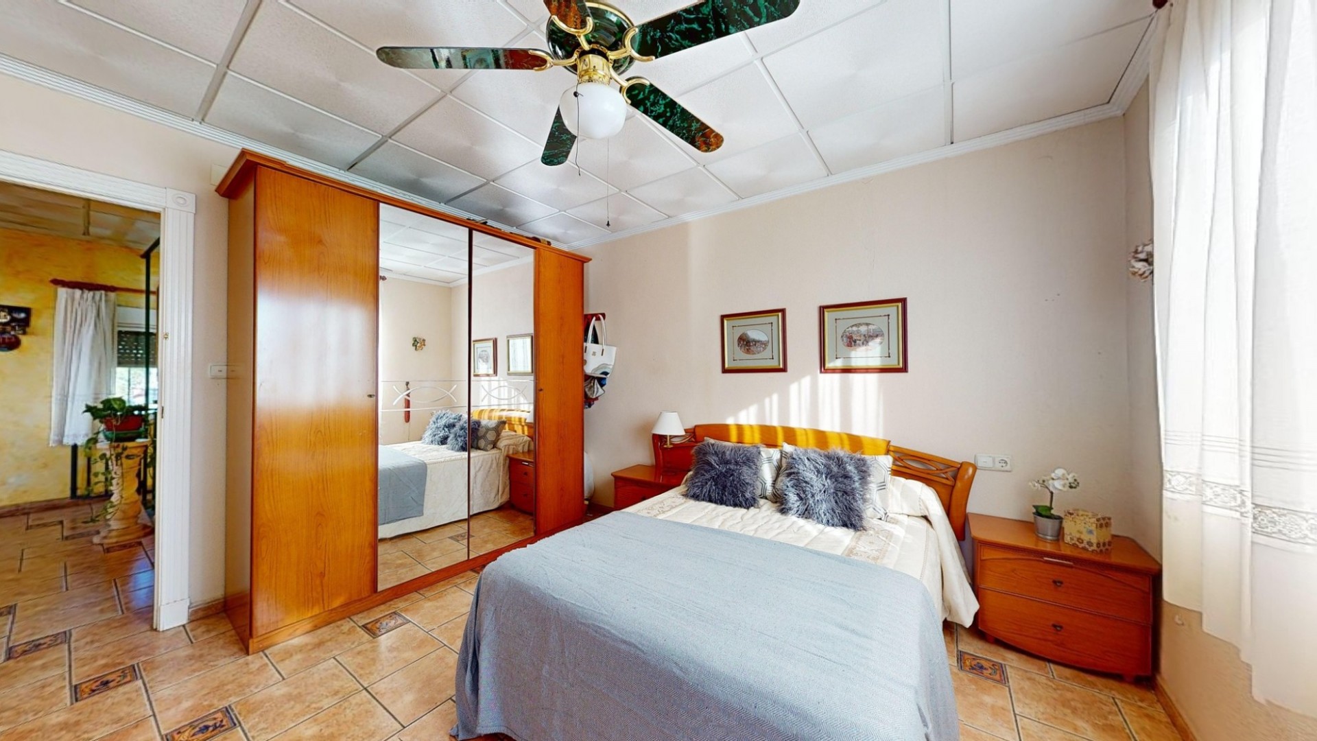 Sale - Detached Villa -
Crevillente