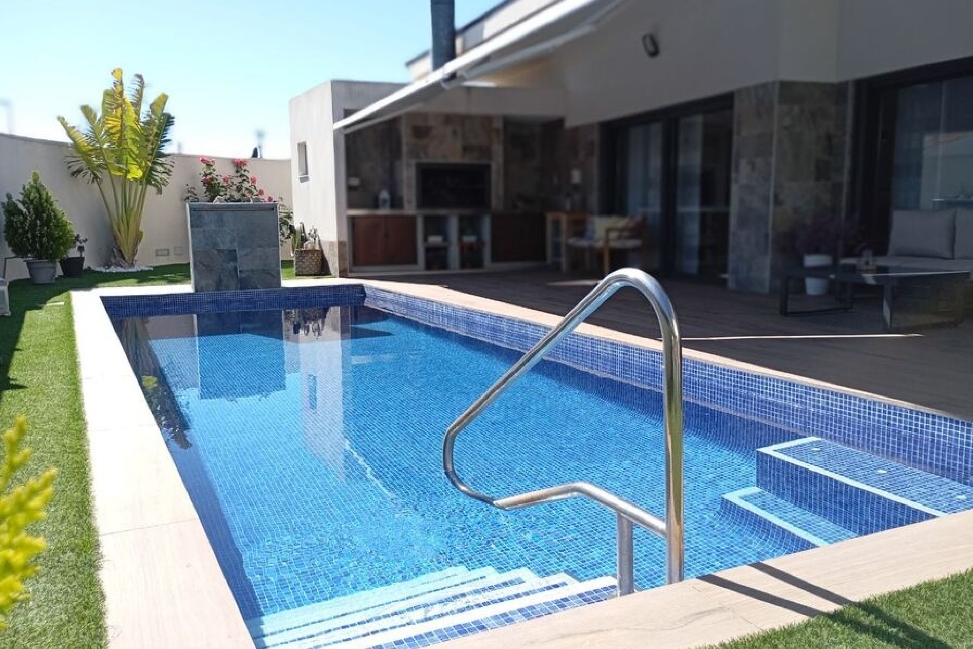 Sale - Detached Villa -
Daya Nueva - Costa Blanca