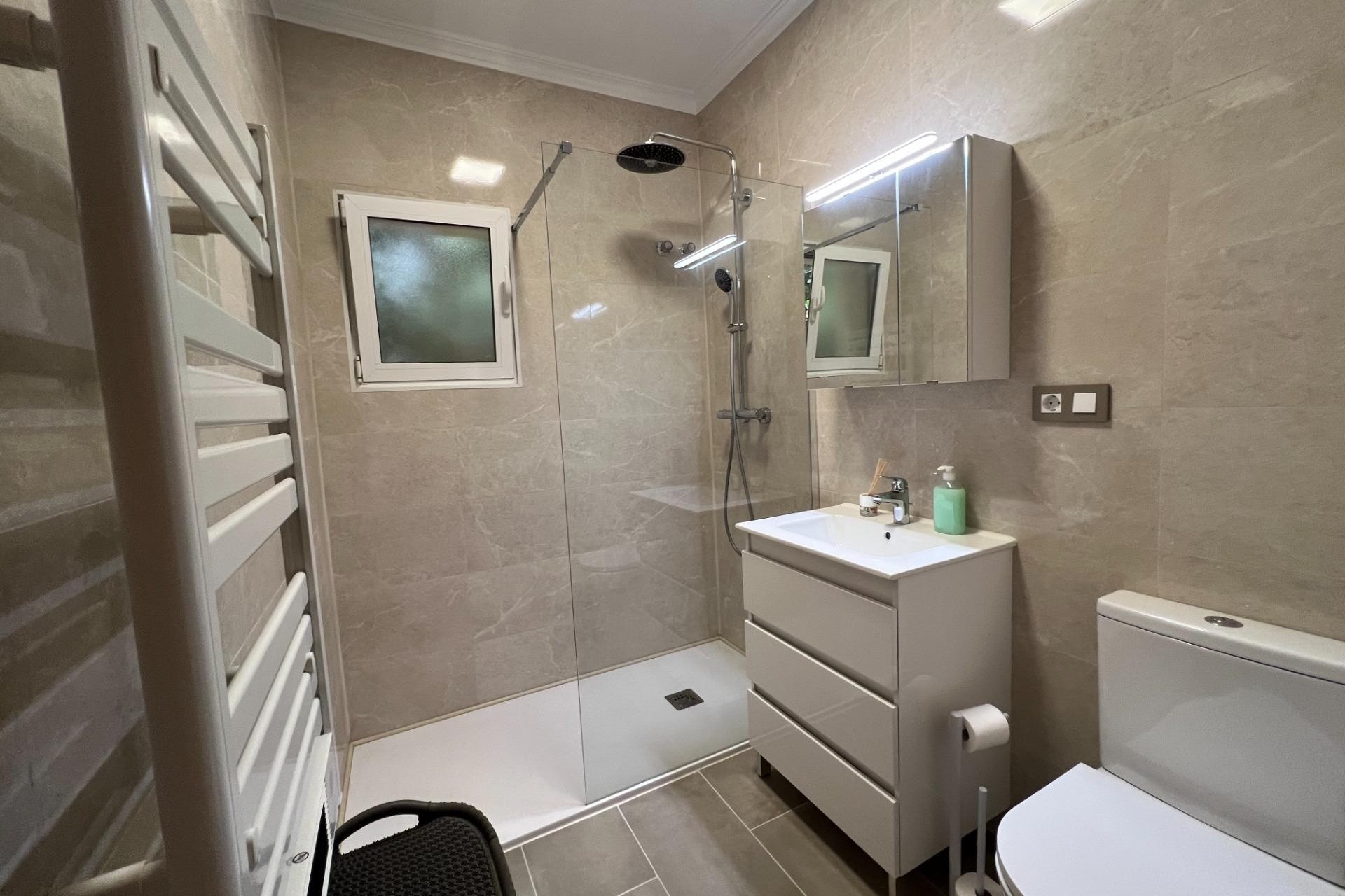 Sale - Detached Villa -
Dolores - CMNO. ESCORREDOR
