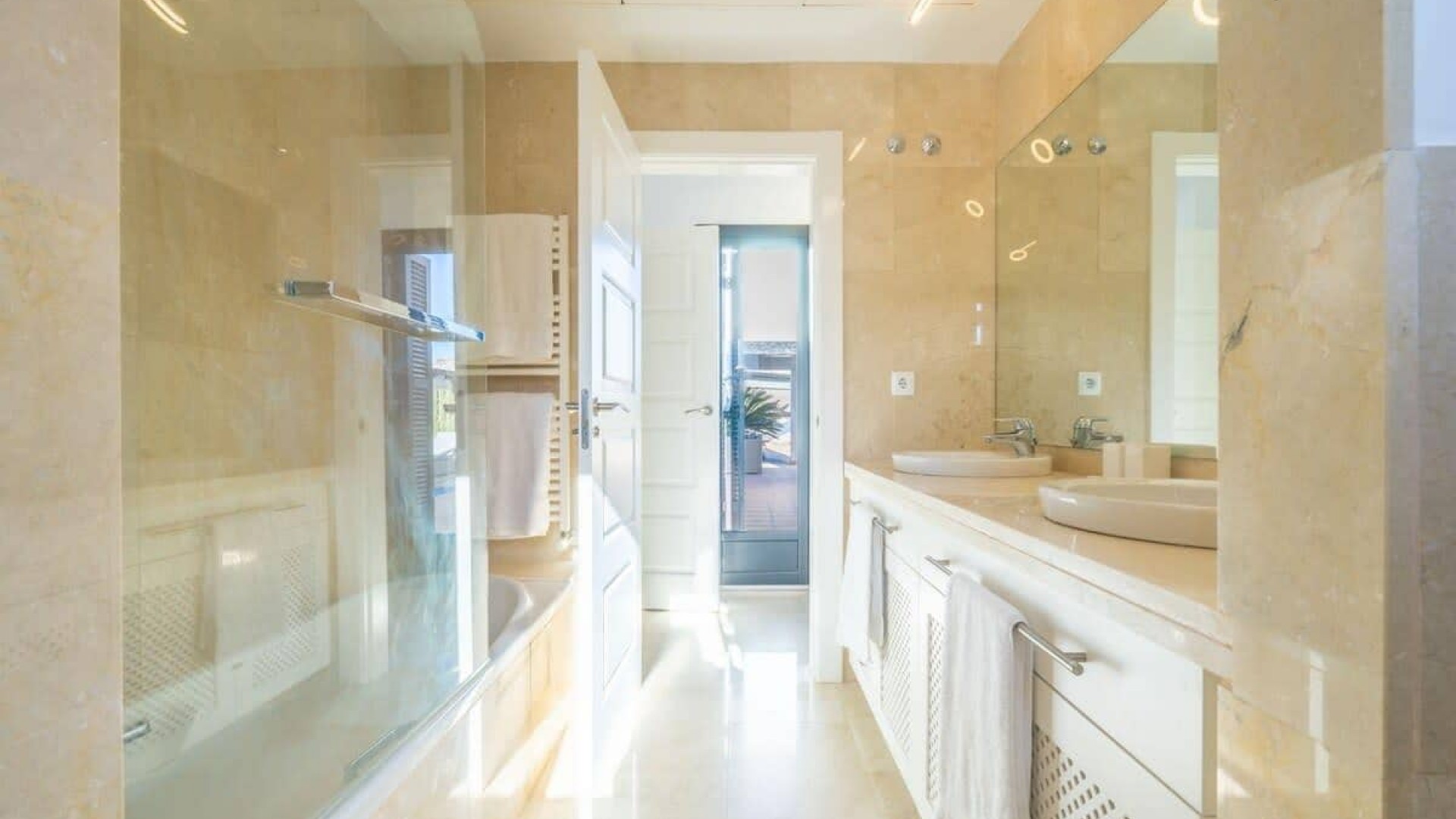 Sale - Detached Villa -
El Valle Golf Resort