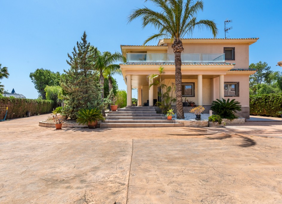 Sale - Detached Villa -
Elche - Elche/Elx
