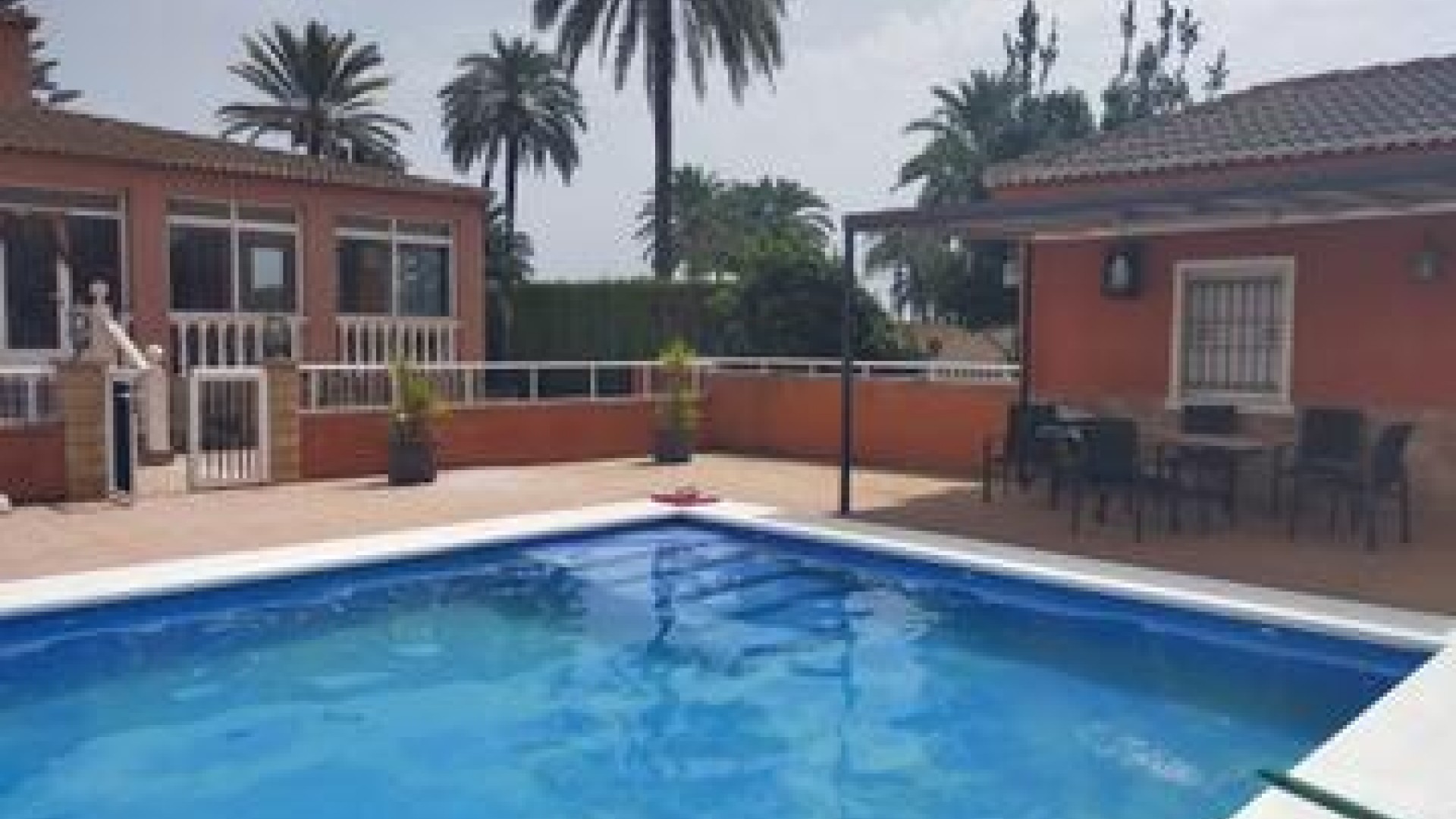 Sale - Detached Villa -
Elche