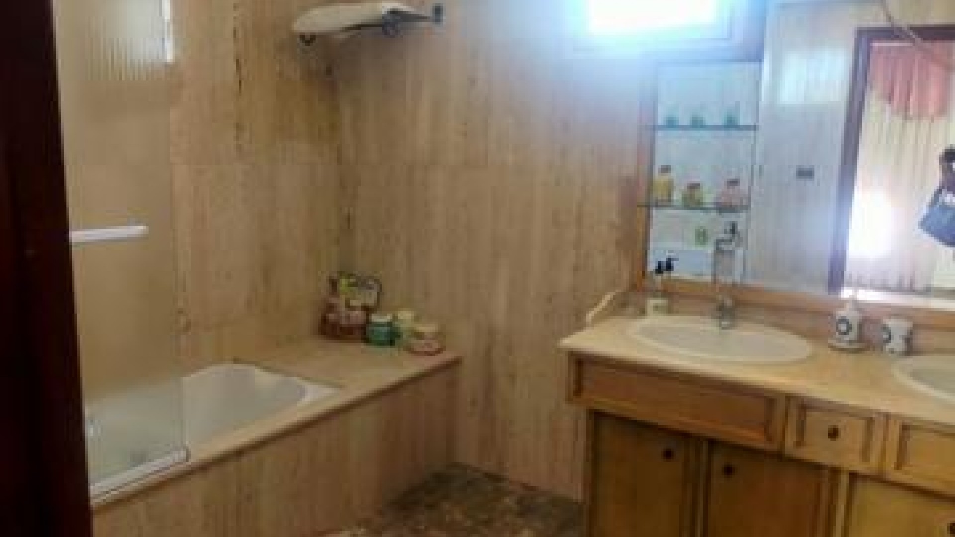 Sale - Detached Villa -
Elche