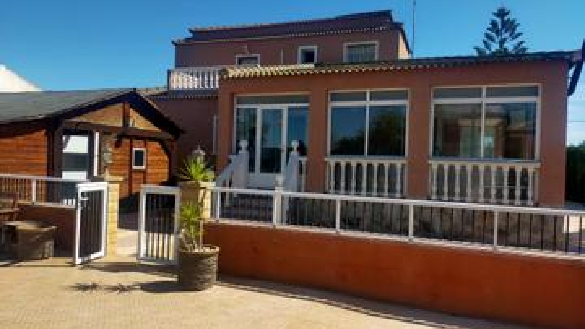 Sale - Detached Villa -
Elche
