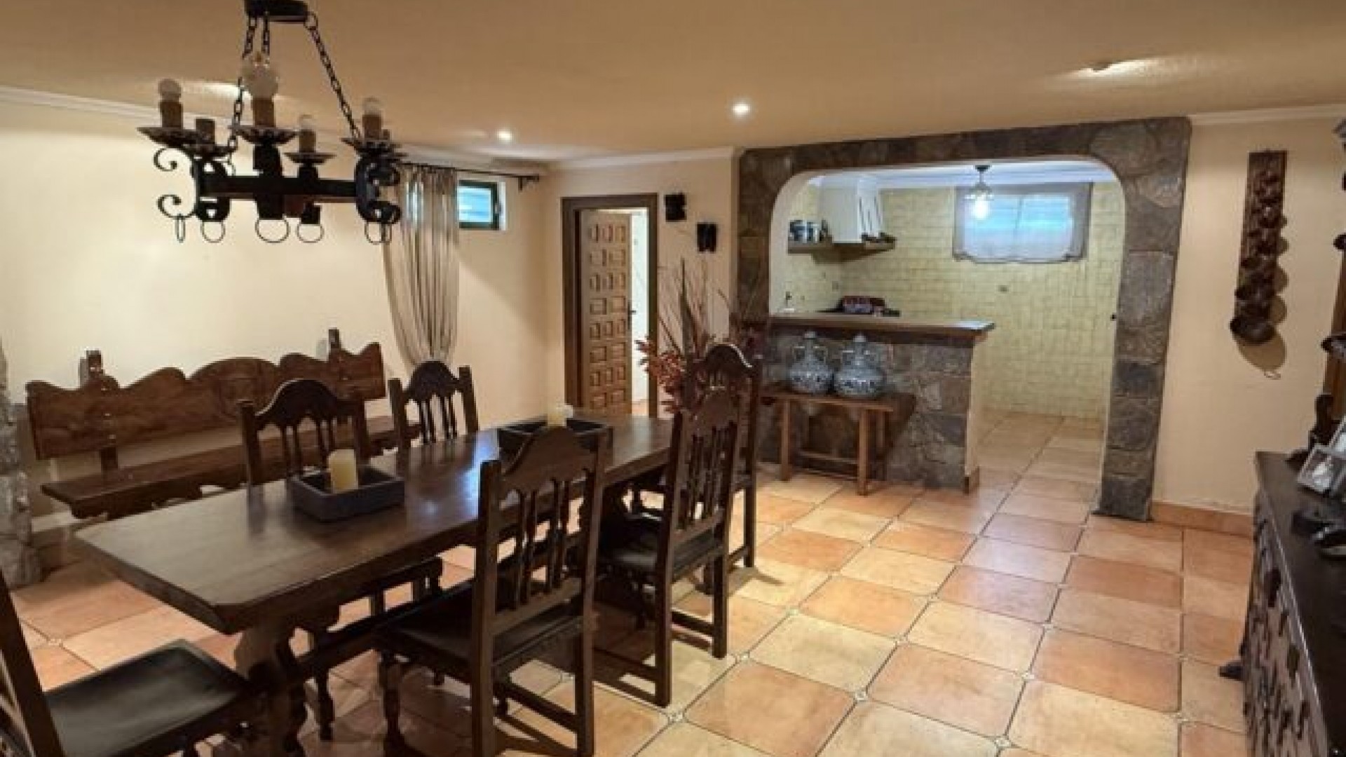 Sale - Detached Villa -
Elda