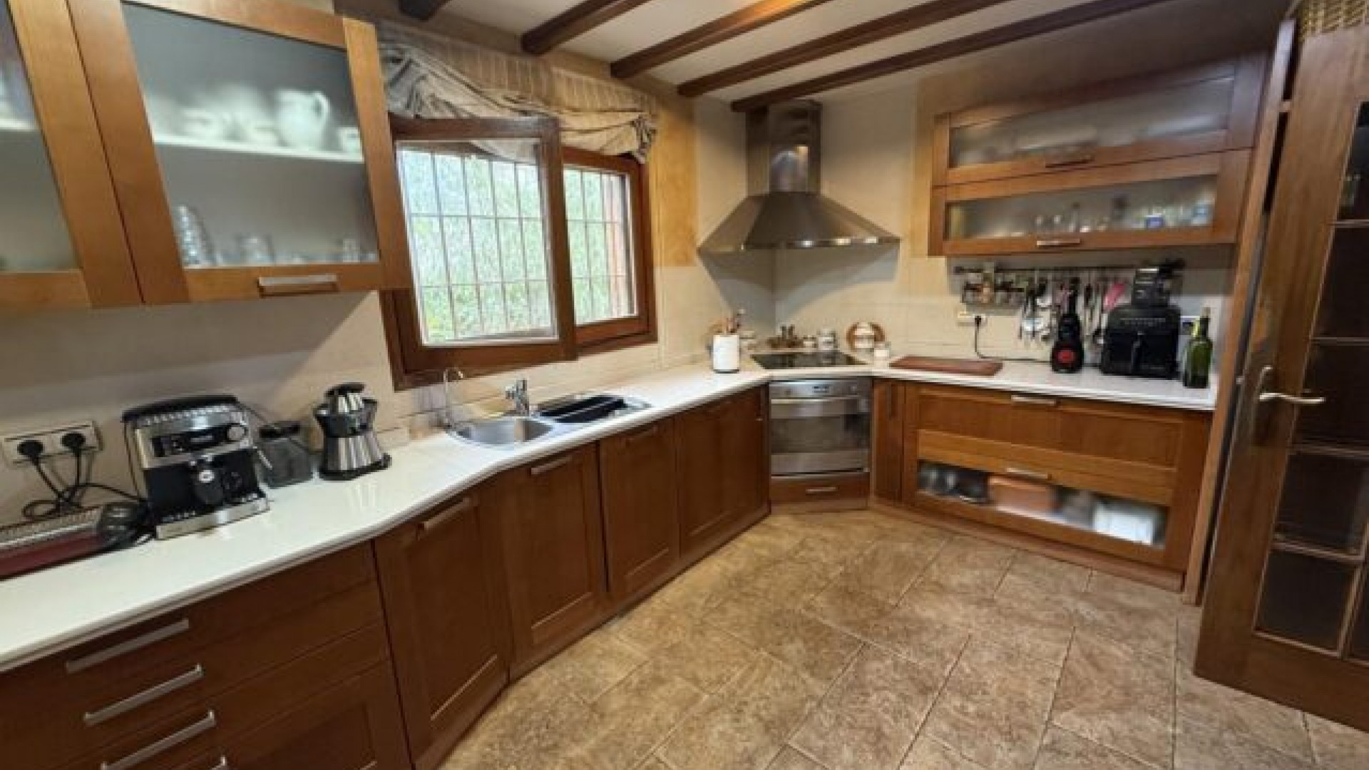 Sale - Detached Villa -
Elda