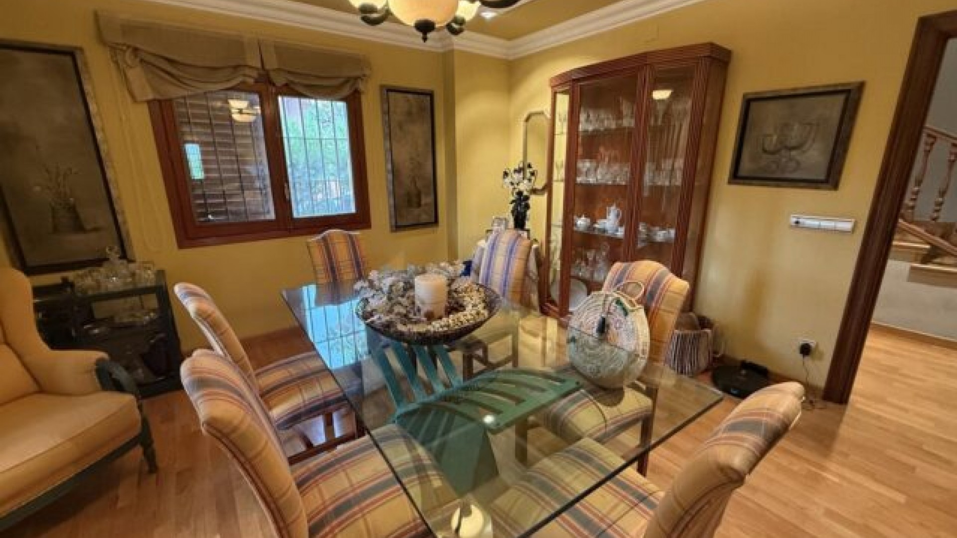 Sale - Detached Villa -
Elda