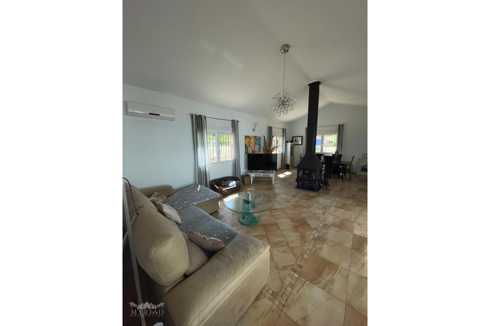 Sale - Detached Villa -
Encebras - Encebras Alicante