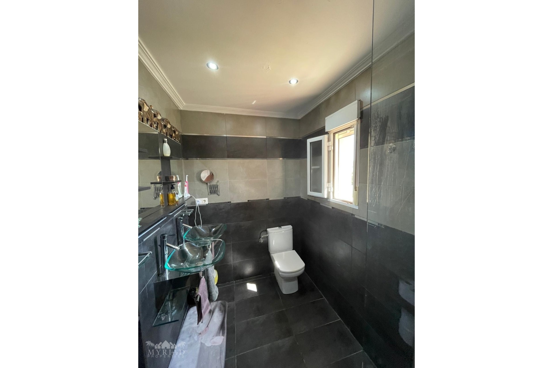 Sale - Detached Villa -
Encebras - Encebras Alicante