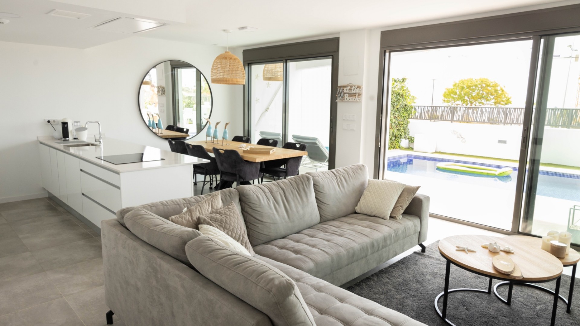 Sale - Detached Villa -
Finestrat - Urbanizaciones