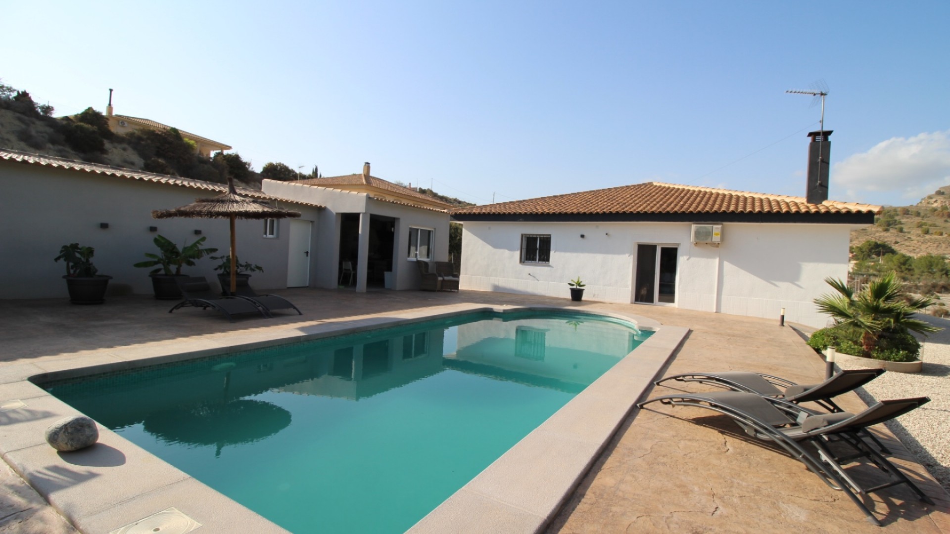 Sale - Detached Villa -
Fortuna