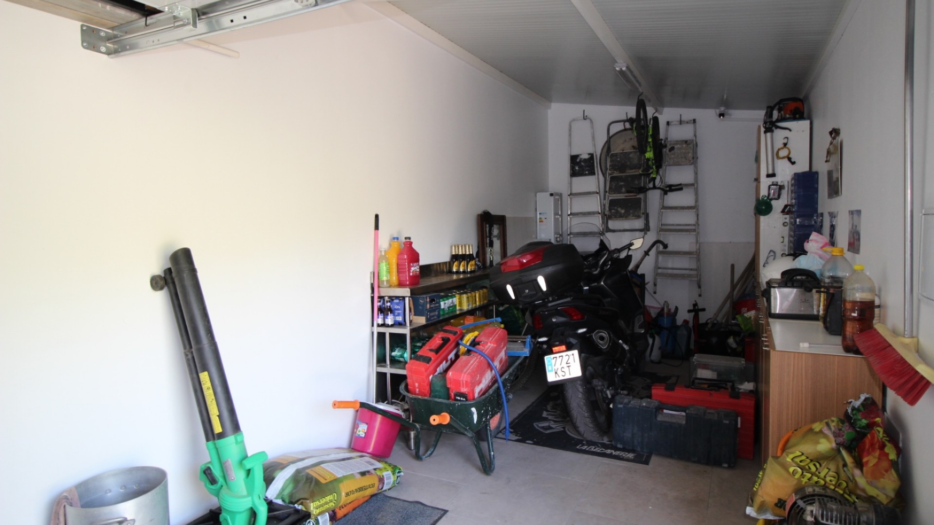 Sale - Detached Villa -
Fortuna