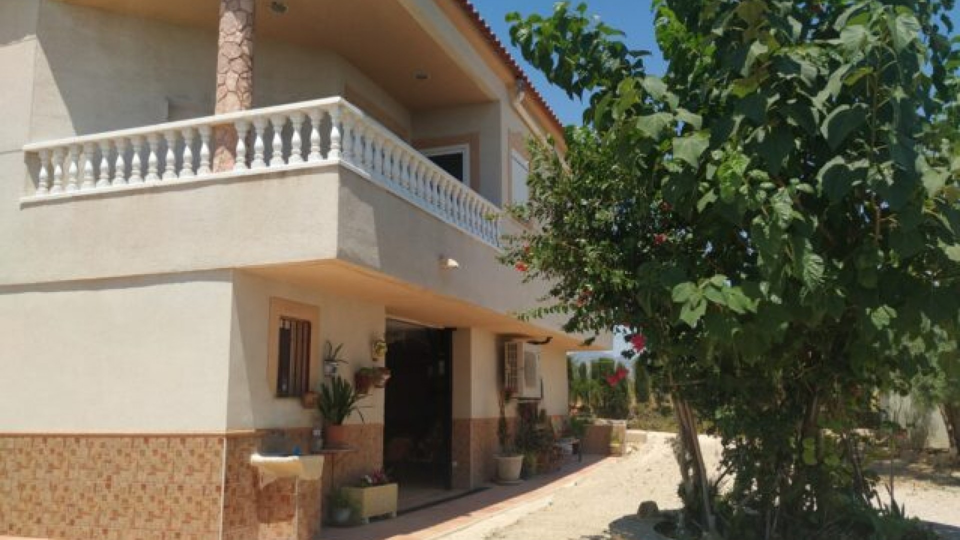 Sale - Detached Villa -
Fortuna