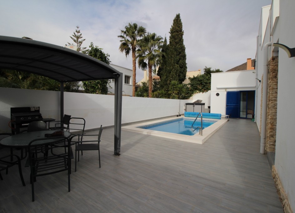 Sale - Detached Villa -
Fortuna