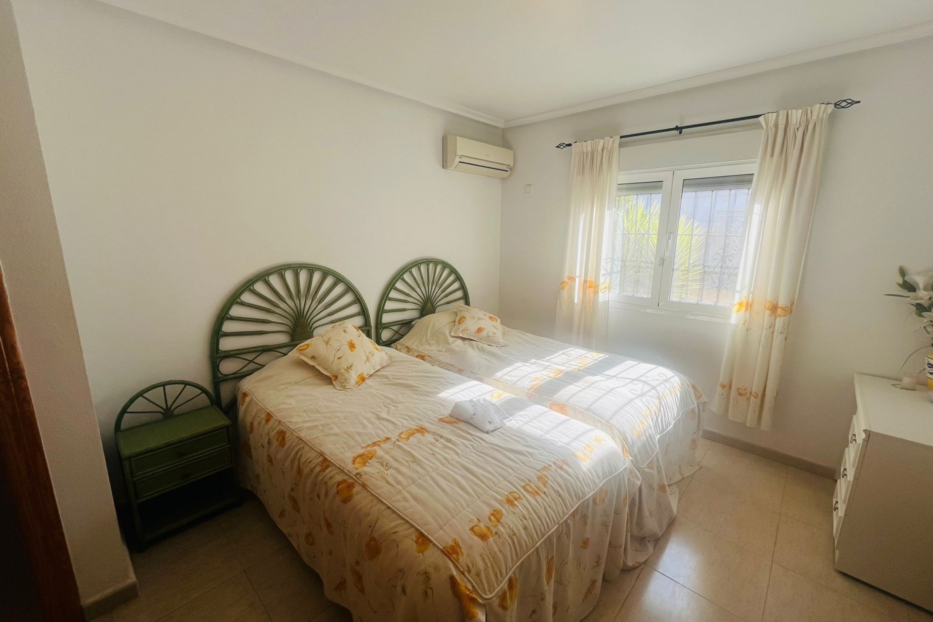 Sale - Detached Villa -
Gea y Truyols - Inland