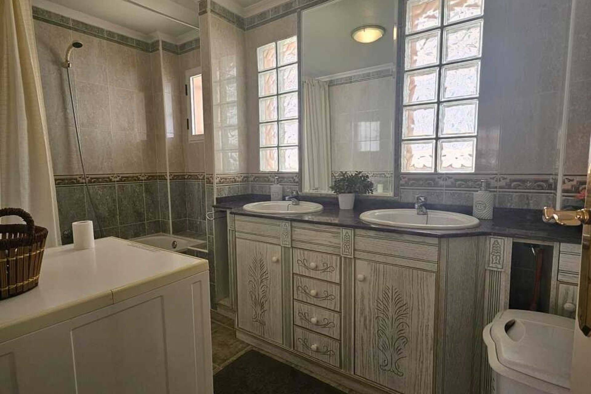 Sale - Detached Villa -
Guardamar del Segura - Campomar