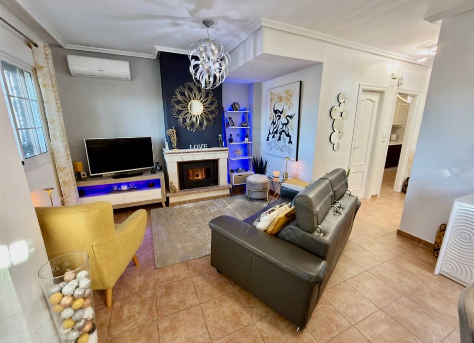 Sale - Detached Villa -
Guardamar del Segura - EL RASO