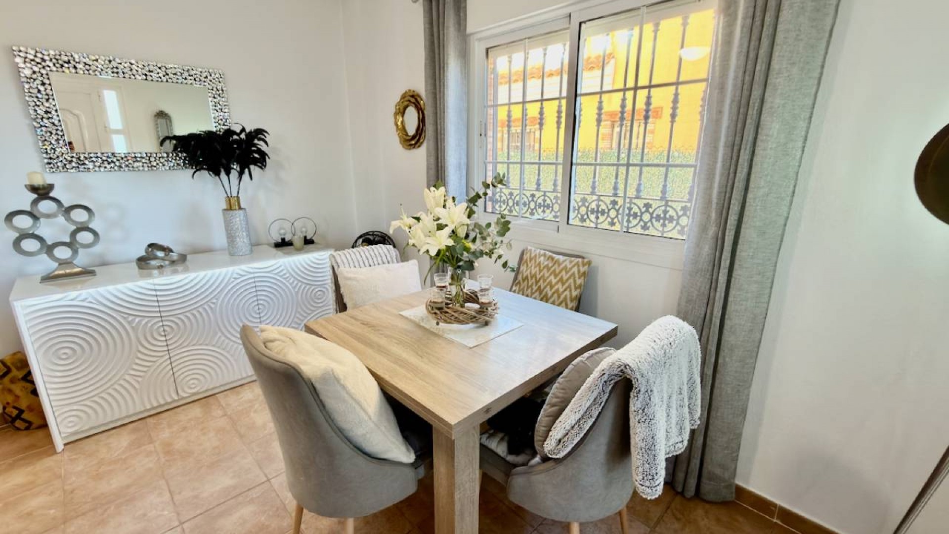 Sale - Detached Villa -
Guardamar del Segura - EL RASO