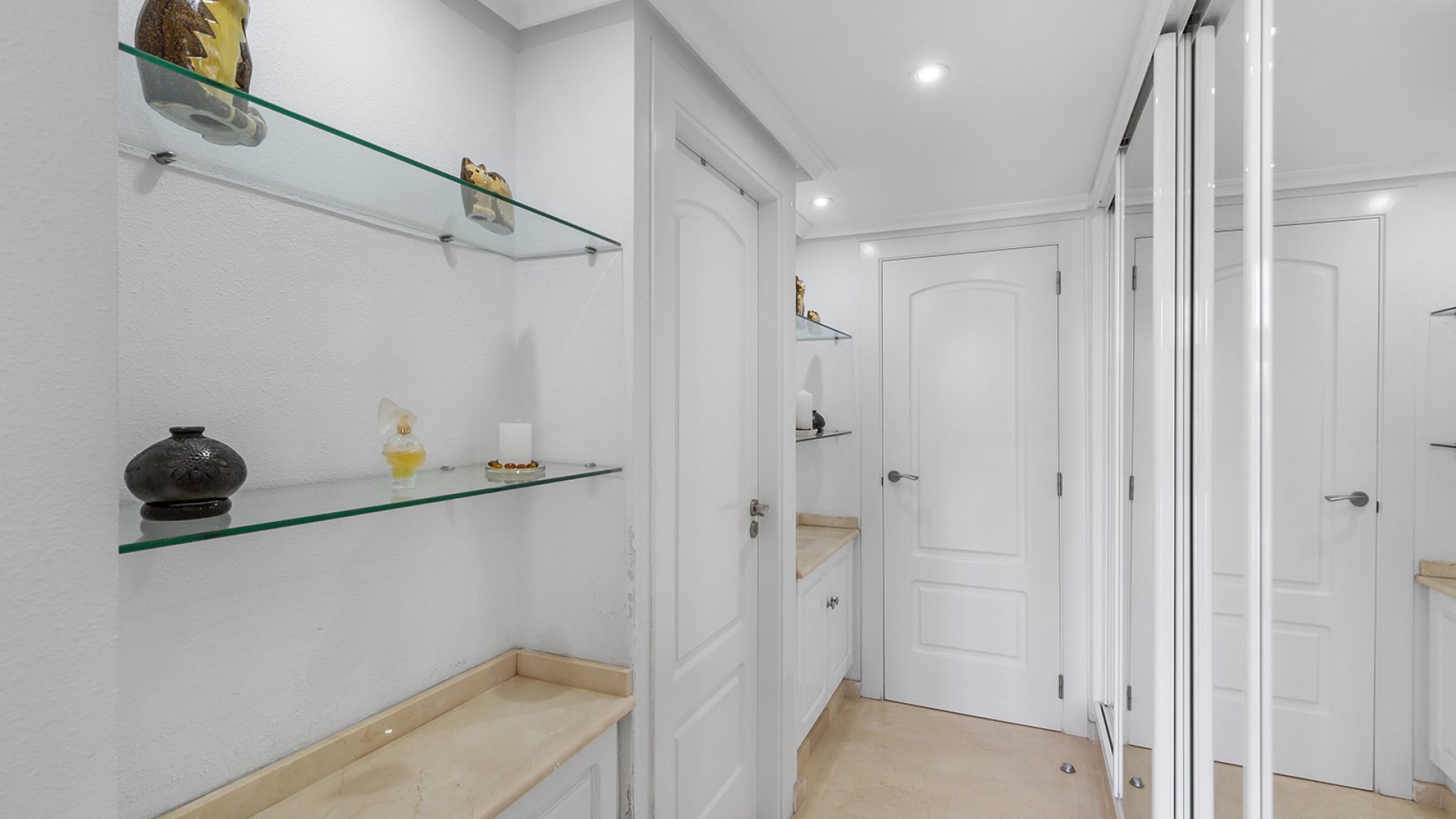 Sale - Detached Villa -
Guardamar del Segura - El Raso