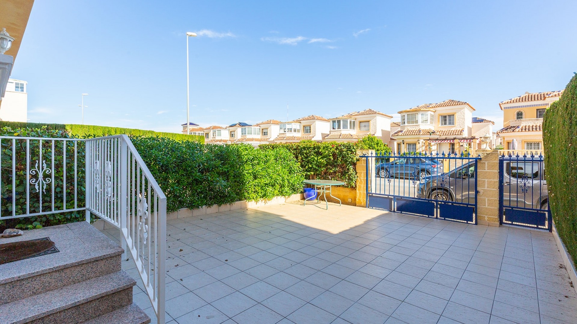 Sale - Detached Villa -
Guardamar del Segura - El Raso