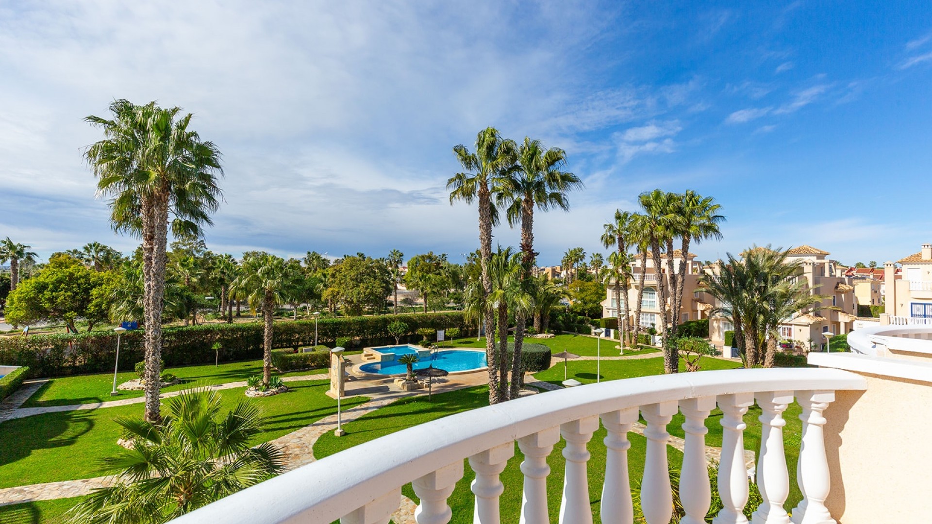 Sale - Detached Villa -
Guardamar del Segura - El Raso