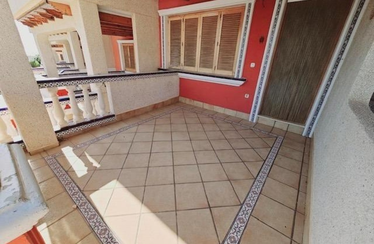 Sale - Detached Villa -
Guardamar del Segura - Guarmar Del Segura