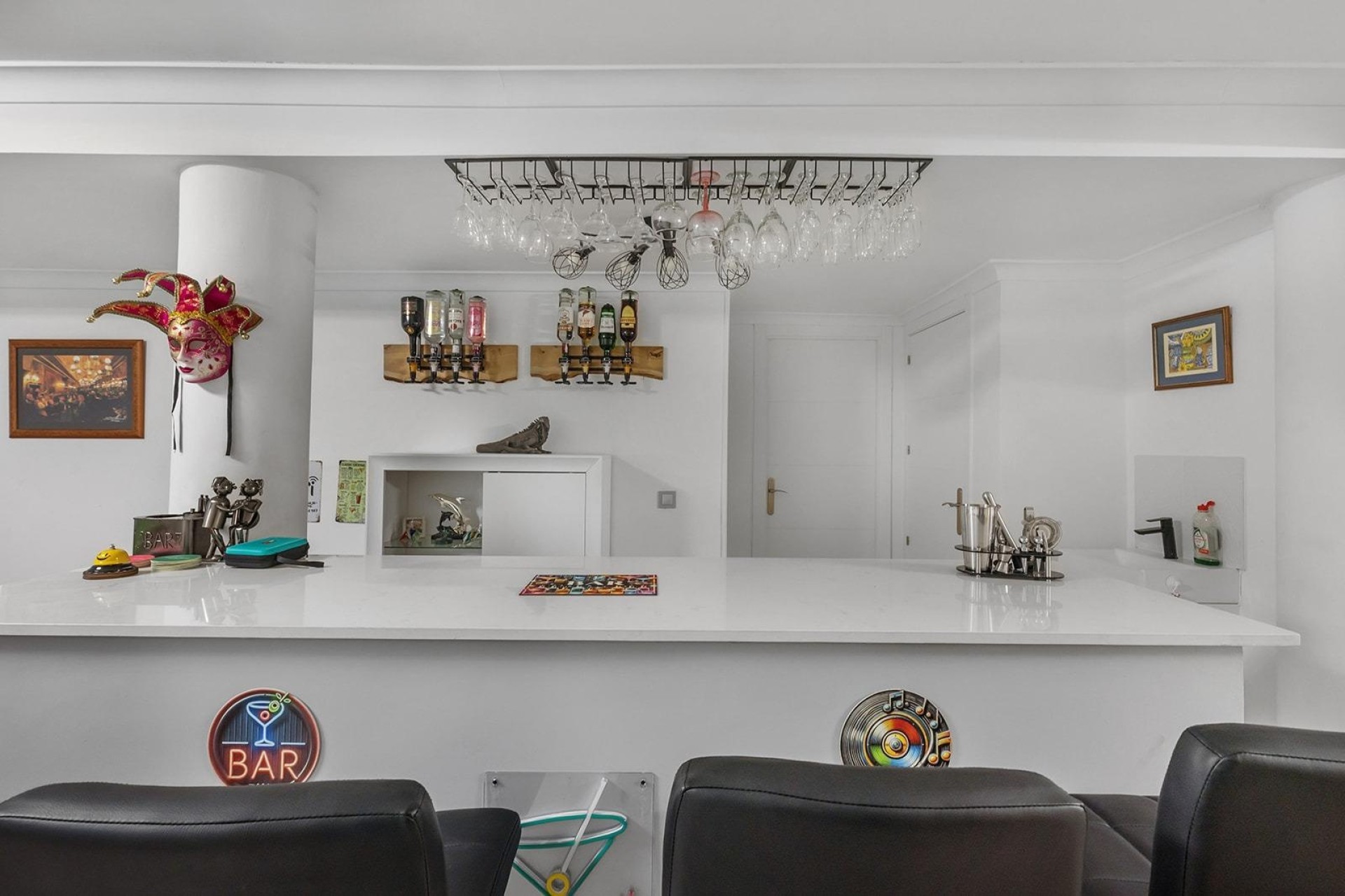 Sale - Detached Villa -
Guardamar del Segura - Urbanizaciones