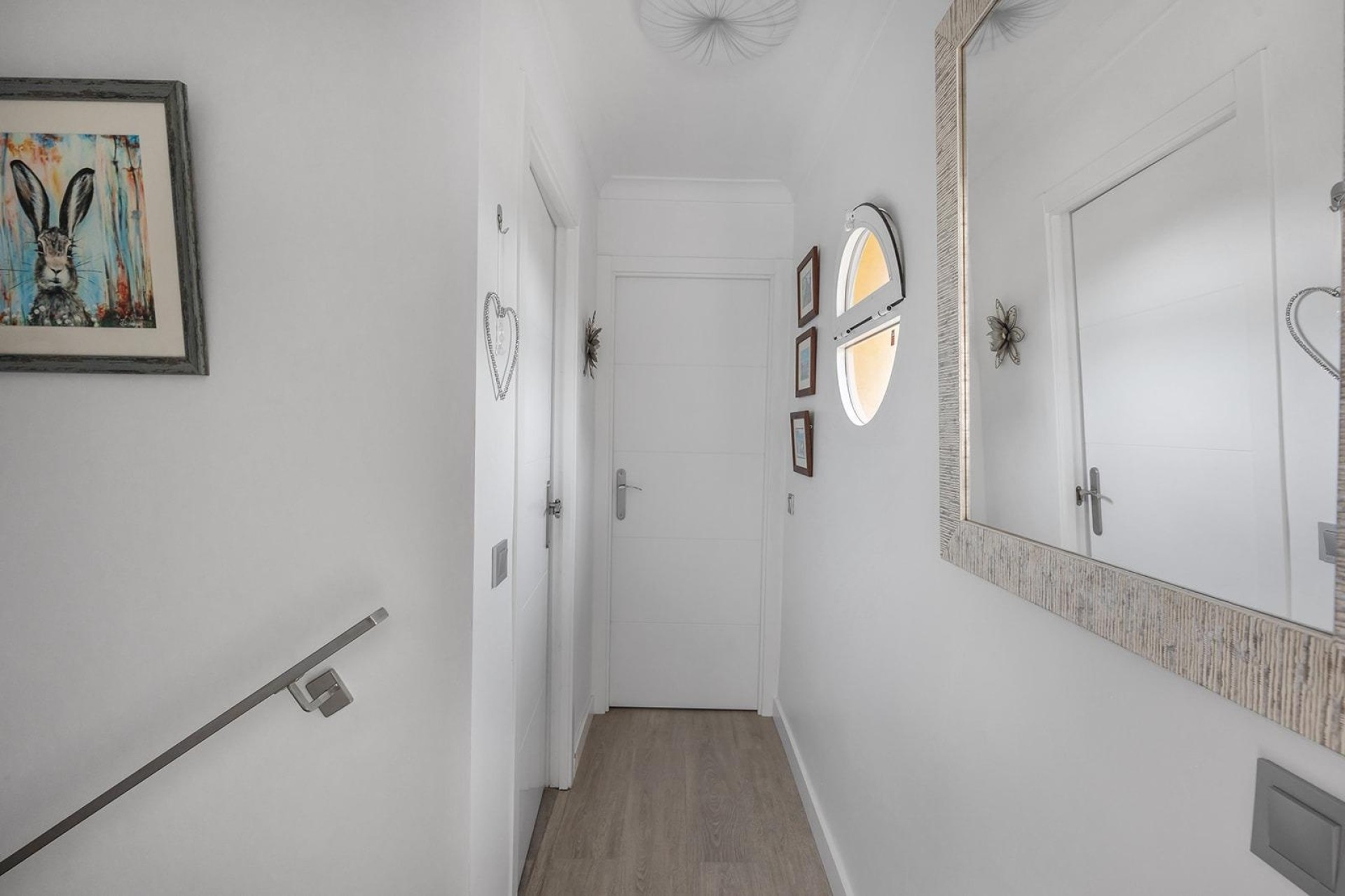 Sale - Detached Villa -
Guardamar del Segura - Urbanizaciones