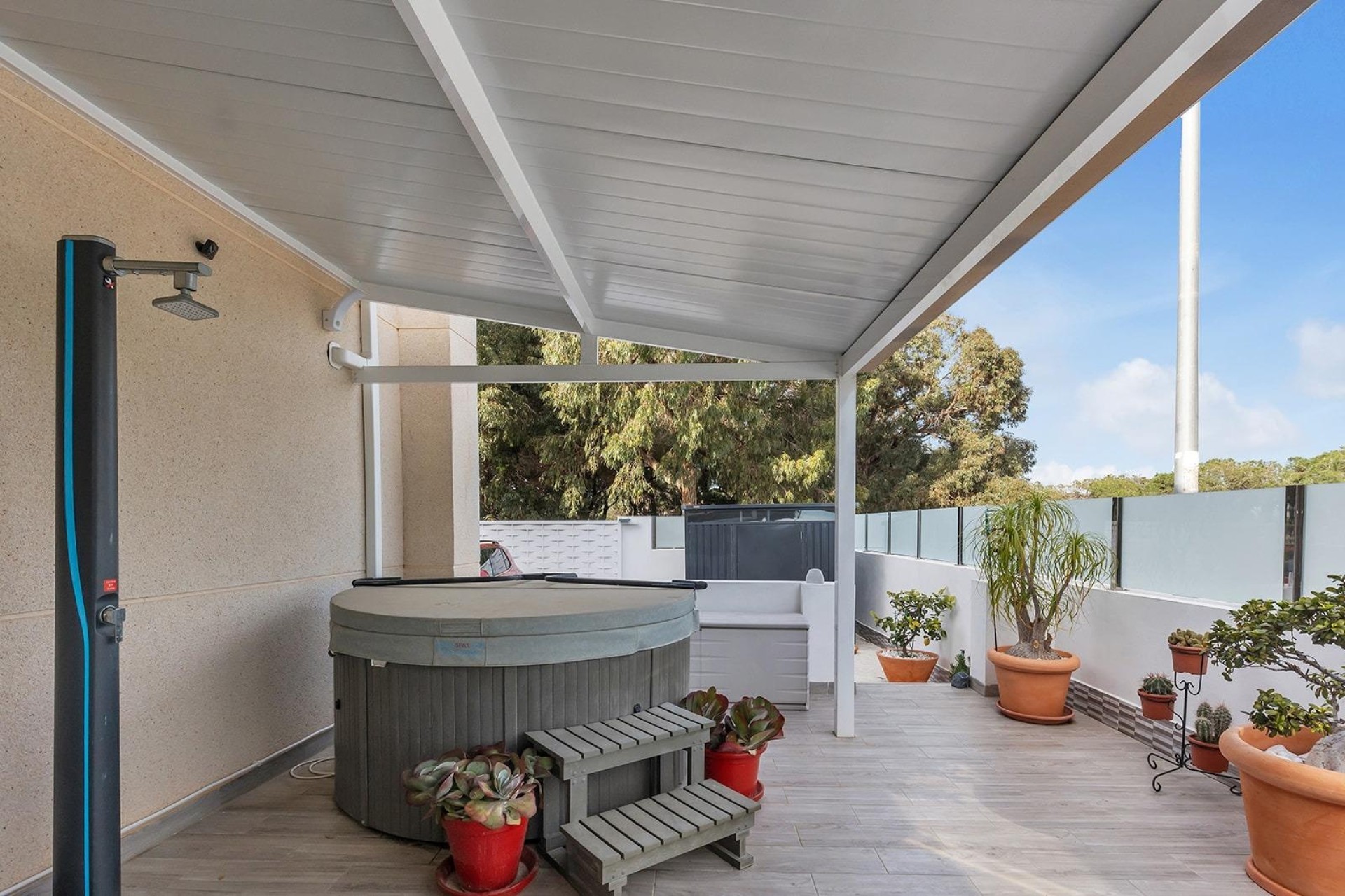 Sale - Detached Villa -
Guardamar del Segura - Urbanizaciones