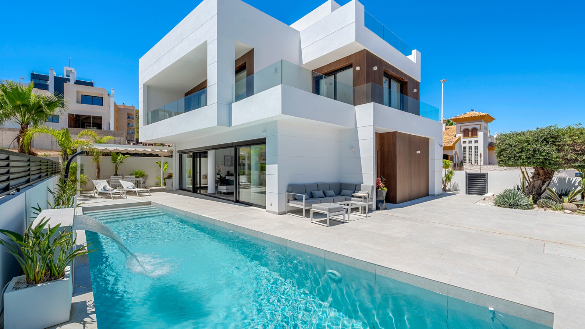 Sale - Detached Villa -
Guardamar del Segura