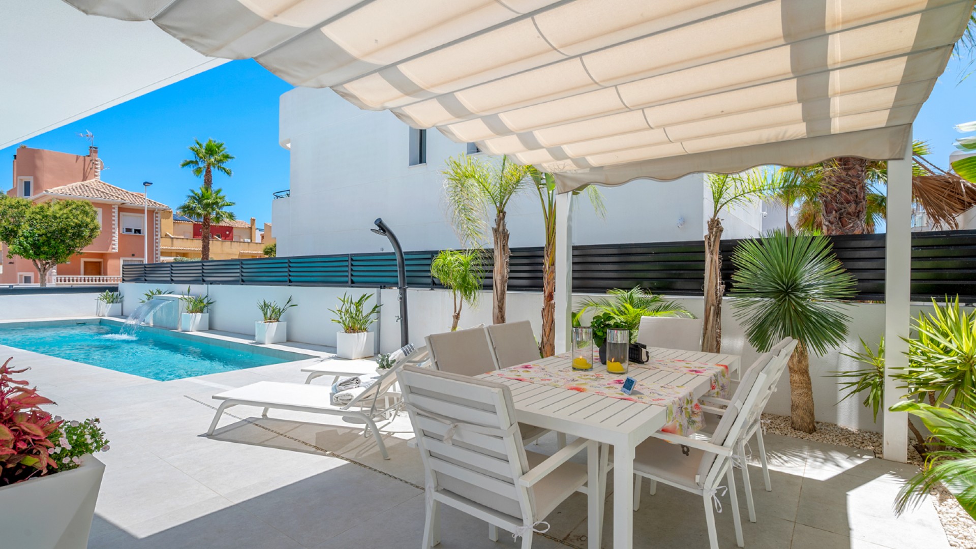 Sale - Detached Villa -
Guardamar del Segura