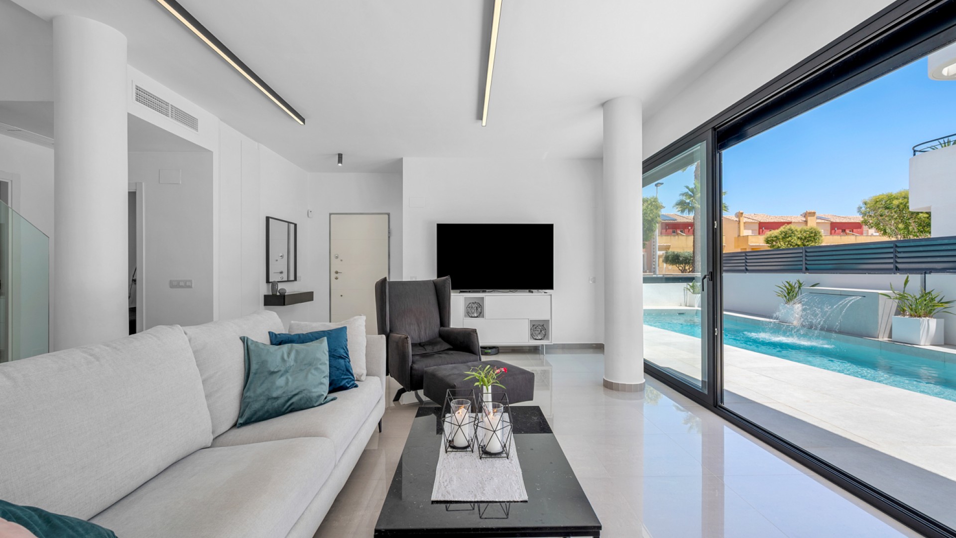 Sale - Detached Villa -
Guardamar del Segura