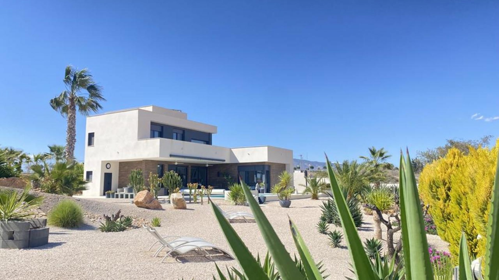 Sale - Detached Villa -
Hacienda del Alamo Golf Resort