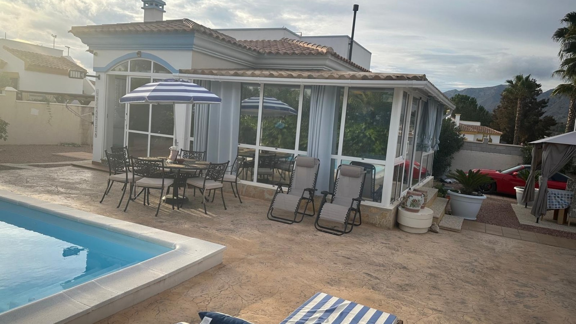 Sale - Detached Villa -
Hondón de las Nieves - Urbaniz La Montañosa