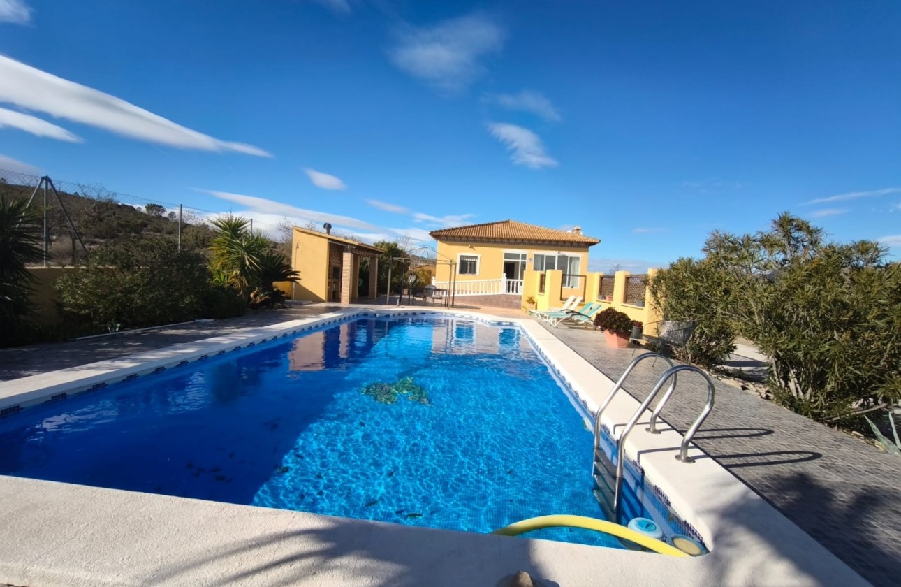 Sale - Detached Villa -
Hondón de los Fráiles - Inland