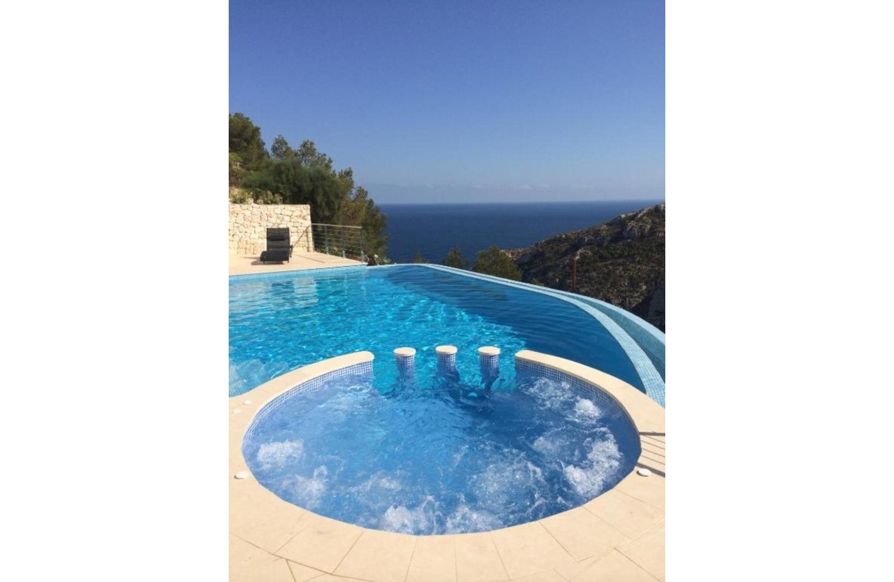 Sale - Detached Villa -
Jávea - Costa Blanca