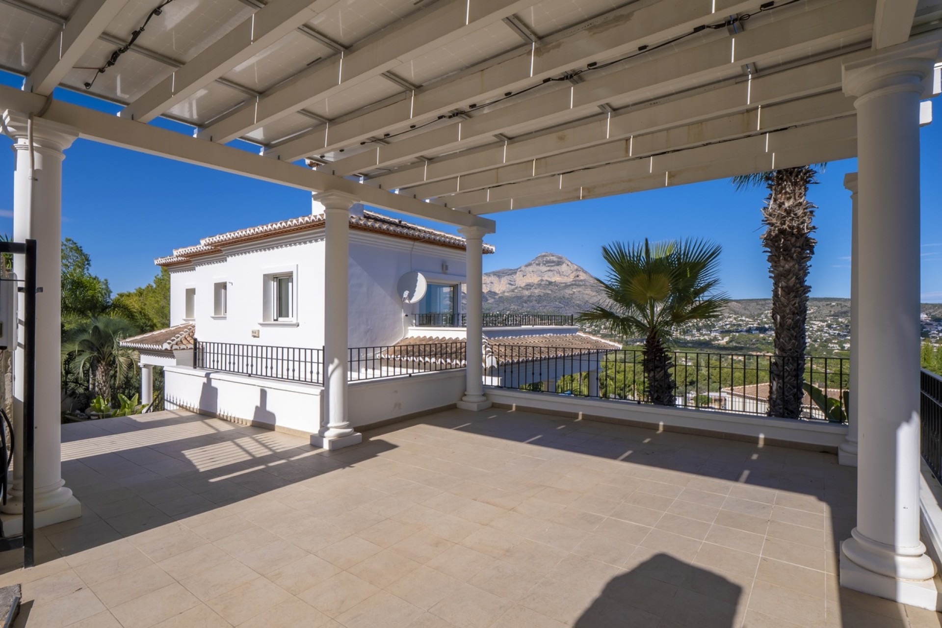 Sale - Detached Villa -
Jávea - Costa Blanca