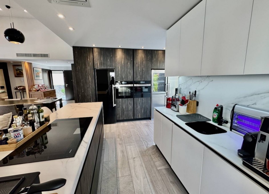 Sale - Detached Villa -
La Finca Golf - Algorfa