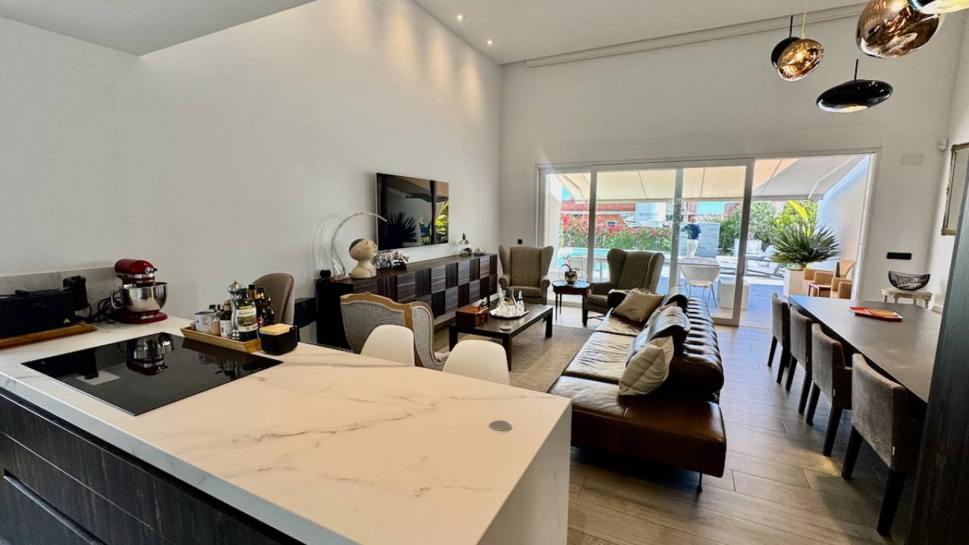 Sale - Detached Villa -
La Finca Golf - Algorfa