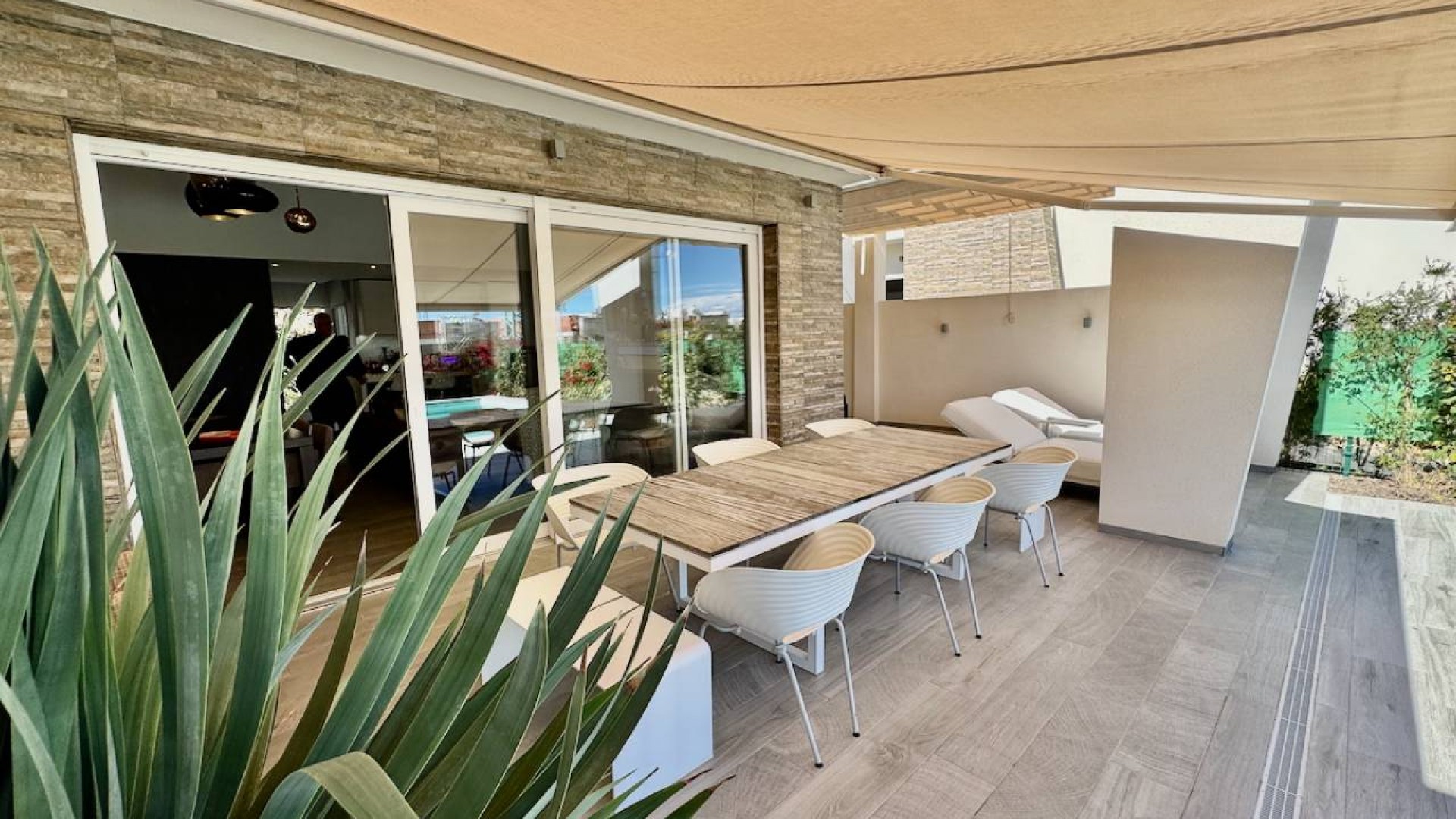 Sale - Detached Villa -
La Finca Golf - Algorfa