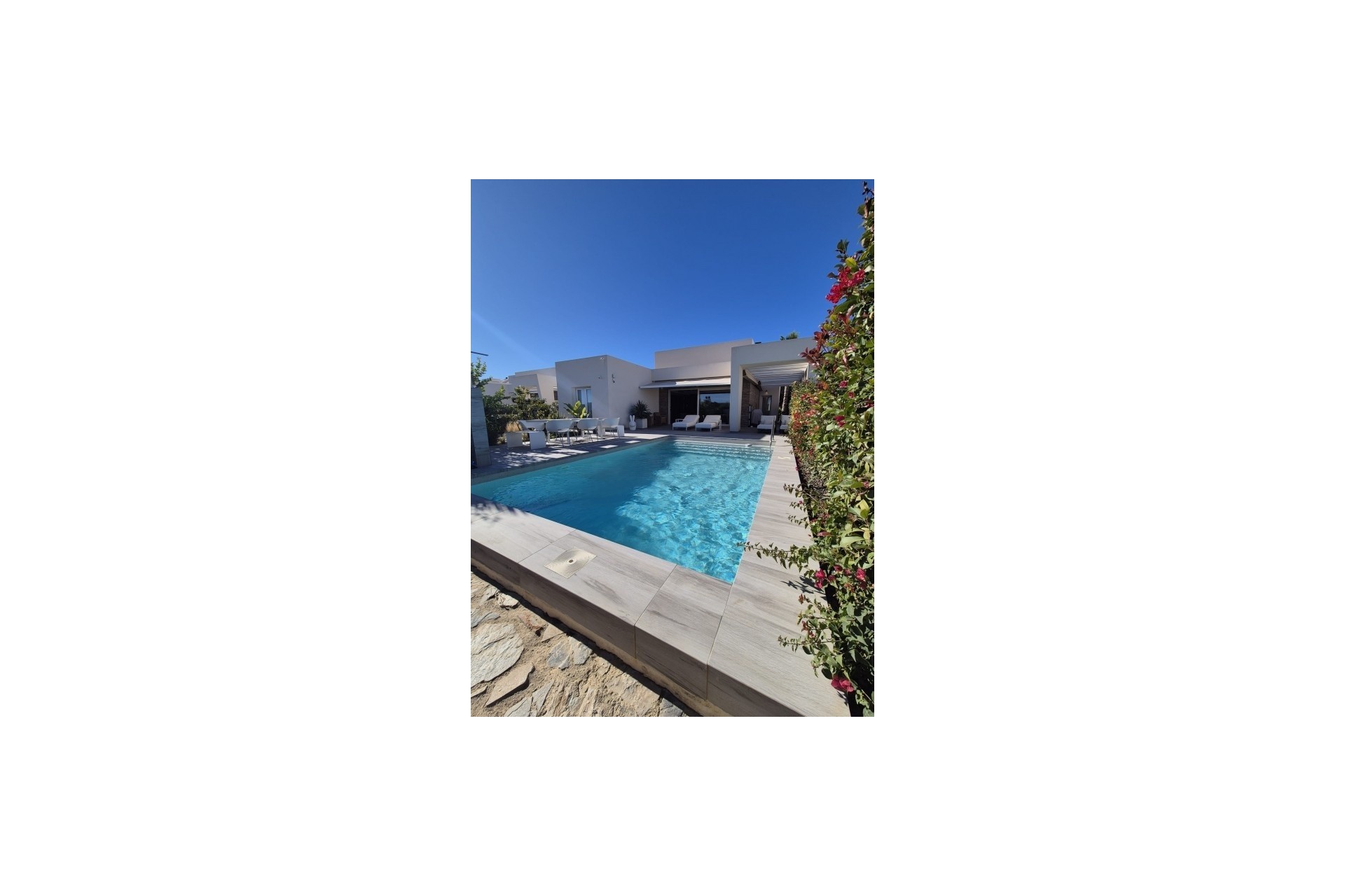 Sale - Detached Villa -
La Finca Golf Resort - Inland