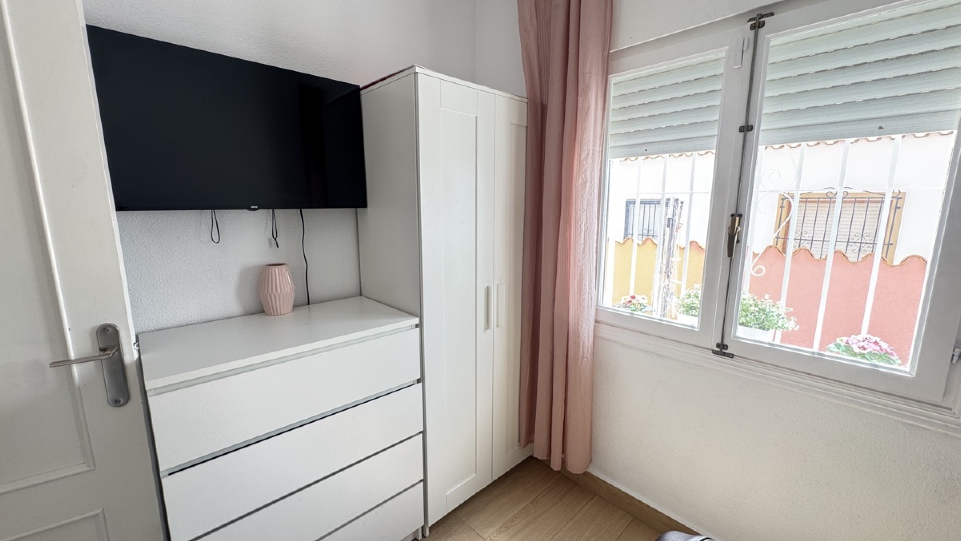 Sale - Detached Villa -
La Florida