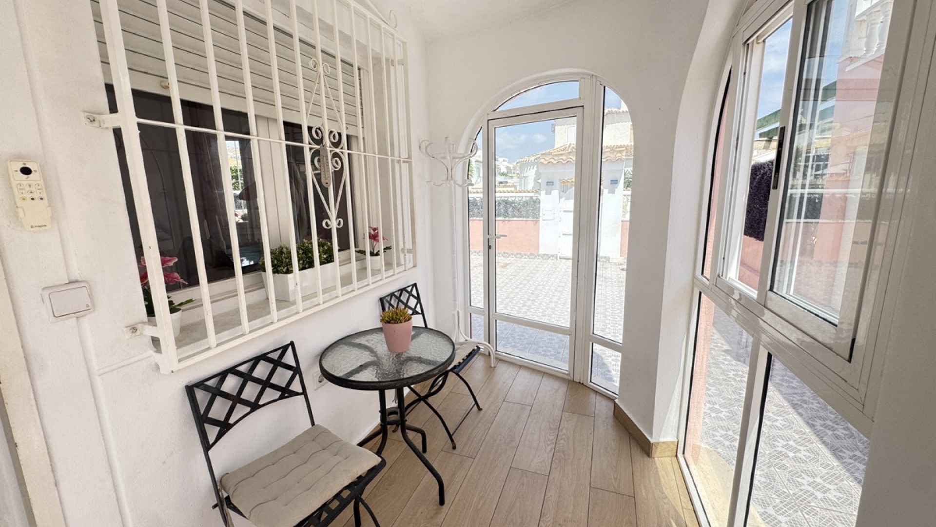 Sale - Detached Villa -
La Florida