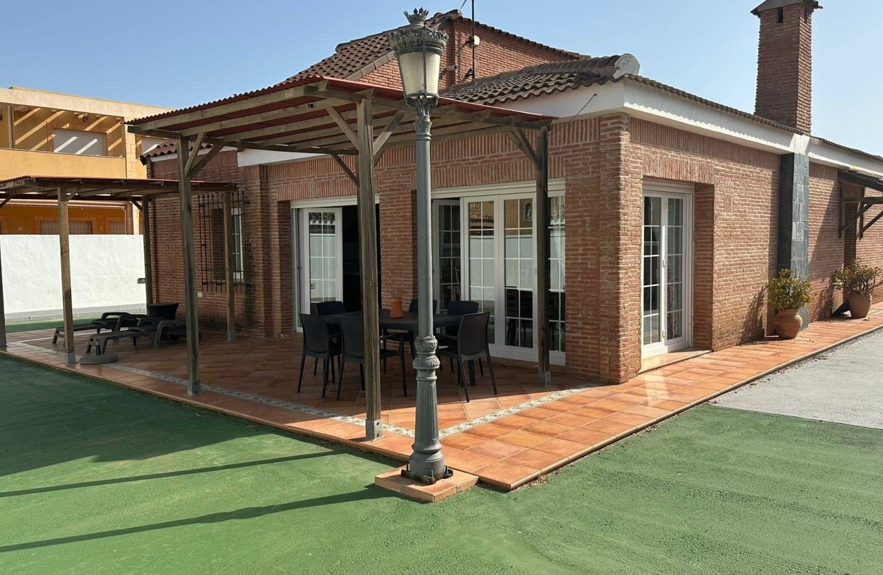 Sale - Detached Villa -
La Manga del Mar Menor - Playa Principe