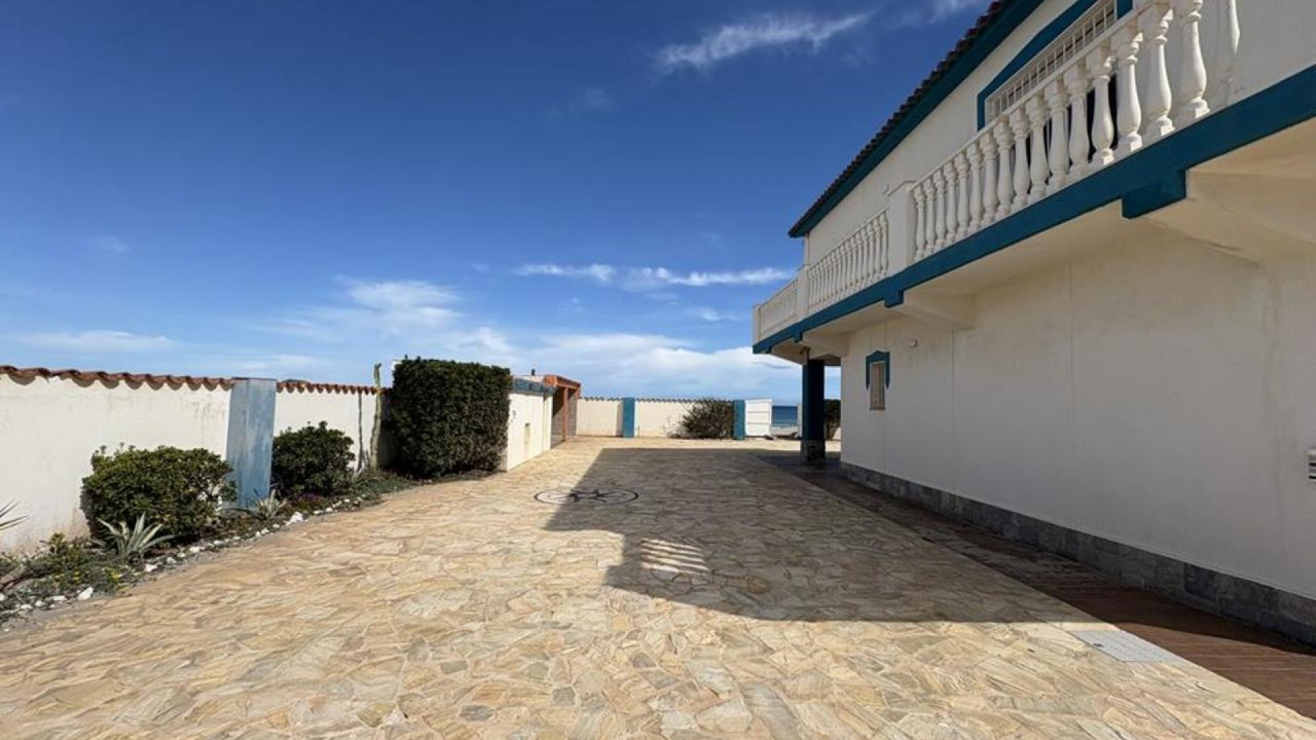 Sale - Detached Villa -
La Manga del Mar Menor