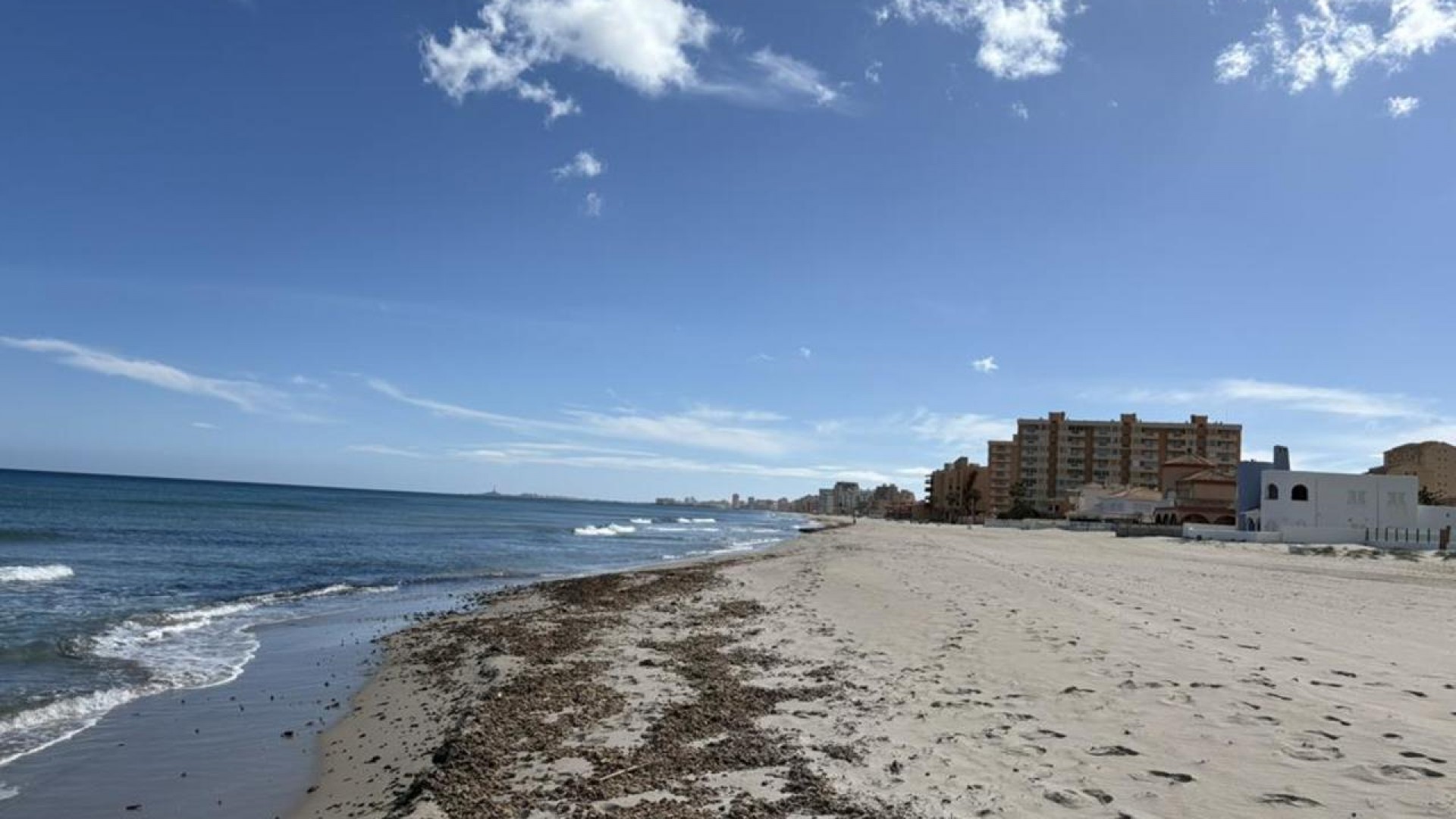 Sale - Detached Villa -
La Manga del Mar Menor