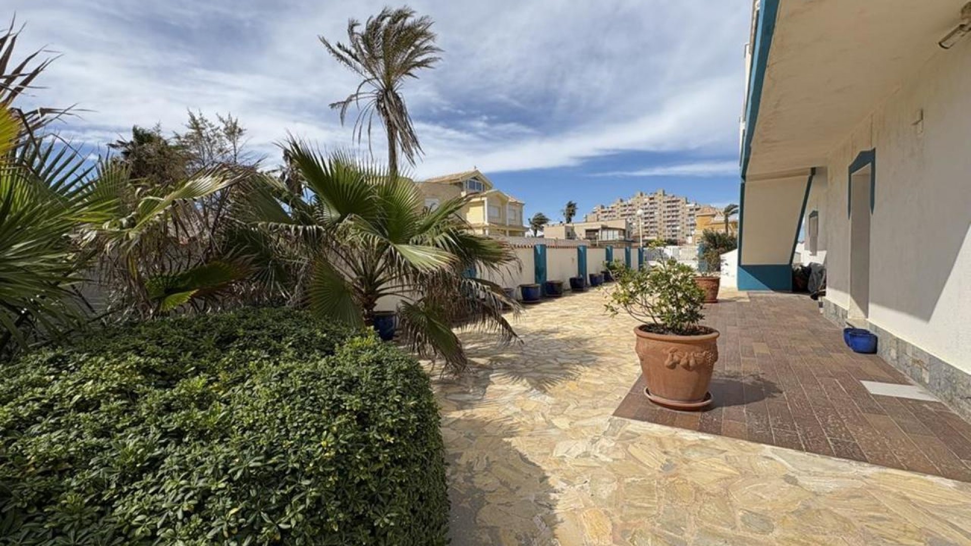 Sale - Detached Villa -
La Manga del Mar Menor